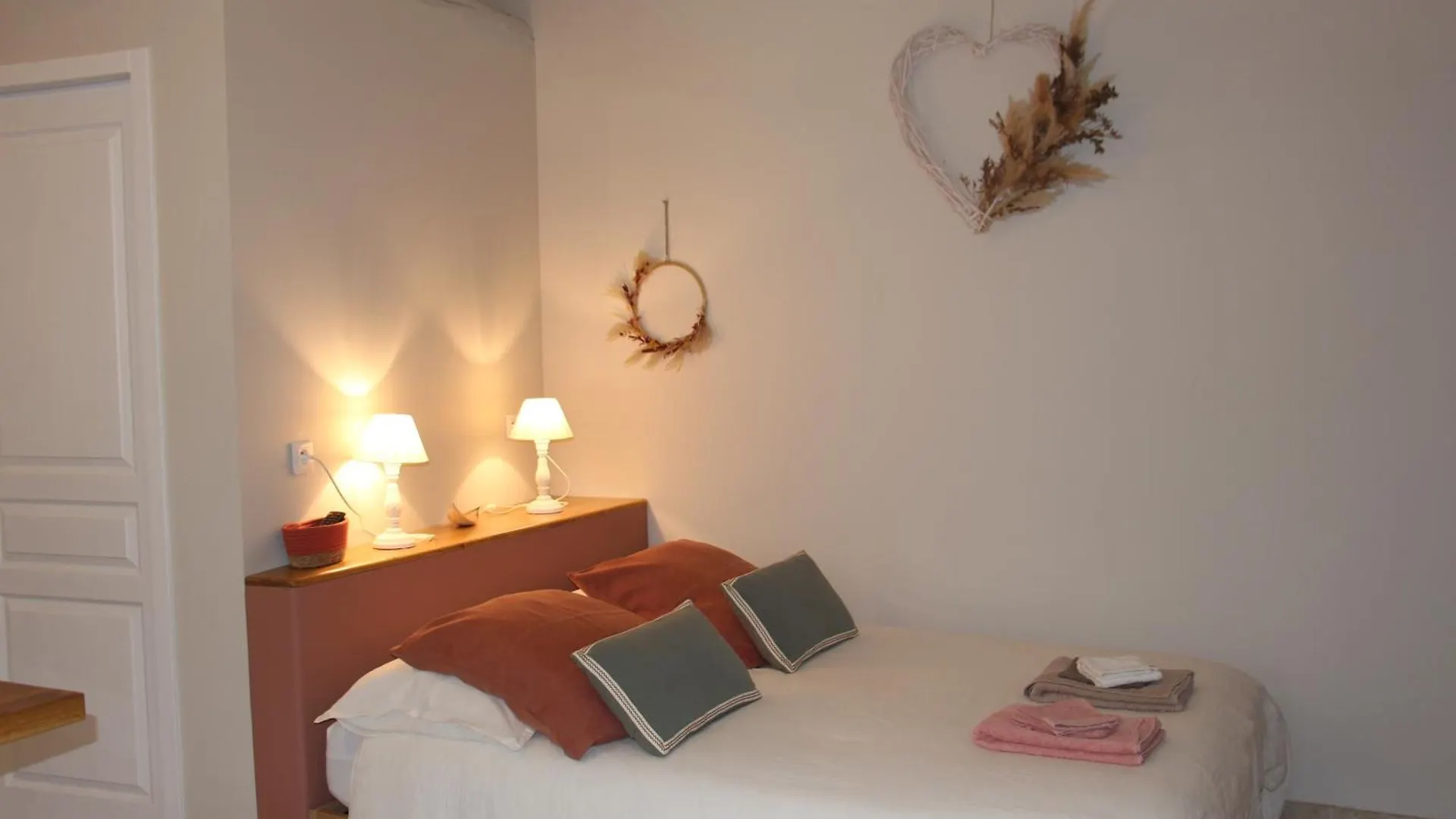 Le Mazet, Gite Des Lucioles En Provence Montsegur-sur-Lauzon Holiday home